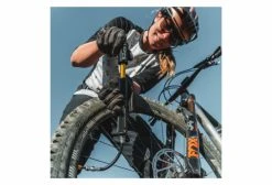 Pompe à Main Lezyne Grip Drive HV 186mm (Max 90 Psi / 6.2 Bar) Noir 6 Pompe à Main Lezyne Grip Drive HV 186mm (Max 90 Psi / 6.2 Bar) Noir -Entretien Réparation Route Soldes unnamed file 1877