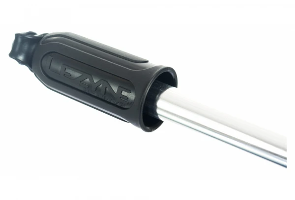 Pompe à Main Lezyne HP Drive Rouge 4 Pompe à Main Lezyne HP Drive Rouge – Image 2