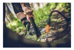 Pompe à Main Lezyne Micro Floor Drive XL (Max 35 Psi / 2.4 Bar) Noir / Or -Entretien Réparation Route Soldes unnamed file 2151