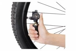 Gonfleur CO2 Topeak Airbooster G2 Avec Manomètre 7 Gonfleur CO2 Topeak Airbooster G2 Avec Manomètre -Entretien Réparation Route Soldes unnamed file 2188