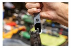 Multi-Outil Wolf Tooth 8-Bit Tire Lever + Rim Dent Remover (2 Fonctions) Noir 12 Multi-Outil Wolf Tooth 8-Bit Tire Lever + Rim Dent Remover (2 Fonctions) Noir -Entretien Réparation Route Soldes unnamed file 2349