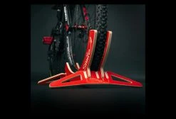 Support Velo MTB Hopper Smile Rouge 11 Support Velo MTB Hopper Smile Rouge -Entretien Réparation Route Soldes unnamed file 4351