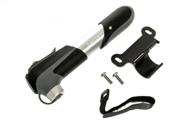 NEATT Minipompe à Main 7'' (Max 80 Psi/5 Bar) Noir/Argent 3 NEATT Minipompe à Main 7'' (Max 80 Psi/5 Bar) Noir/Argent