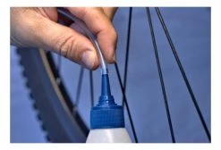 SQUIRT Seal Préventif 150ml -Entretien Réparation Route Soldes unnamed file 767